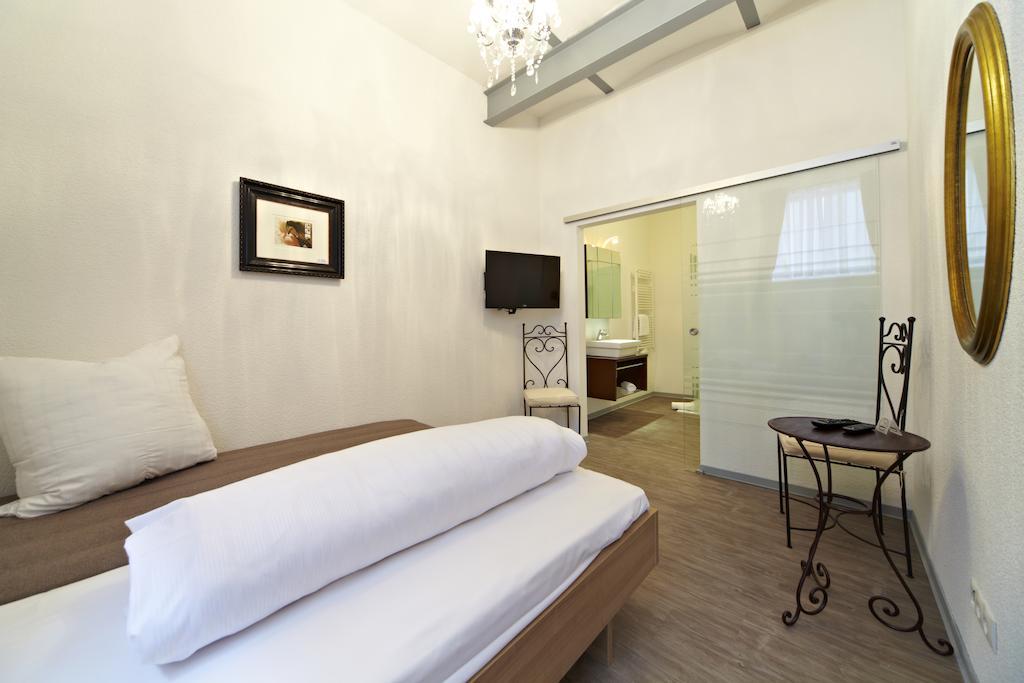 Gästehaus Steinmühle Osthofen Zimmer foto